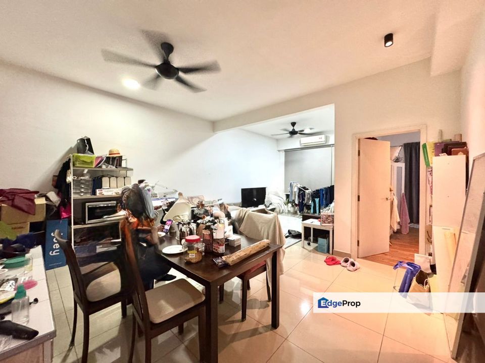 Utropolis Suites Serviced Residence @ Seksyen U1, Shah Alam For Sale , Selangor, Shah Alam