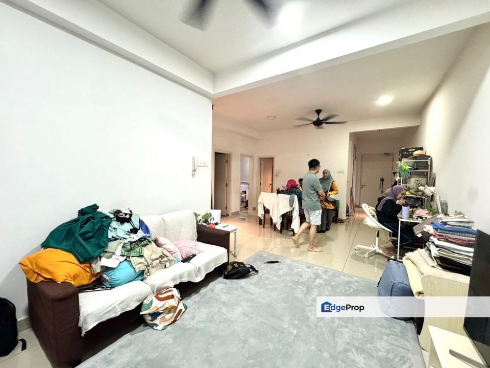 Utropolis Suites Serviced Residence @ Seksyen U1, Shah Alam For Sale , Selangor, Shah Alam