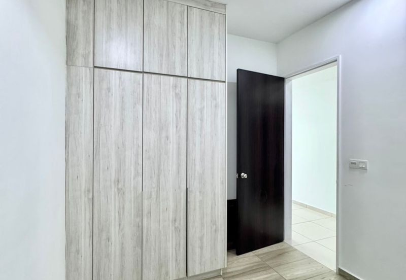 Kenwingston Square Garden