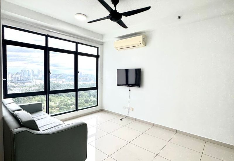 Kenwingston Square Garden