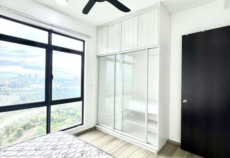 Kenwingston Square Garden