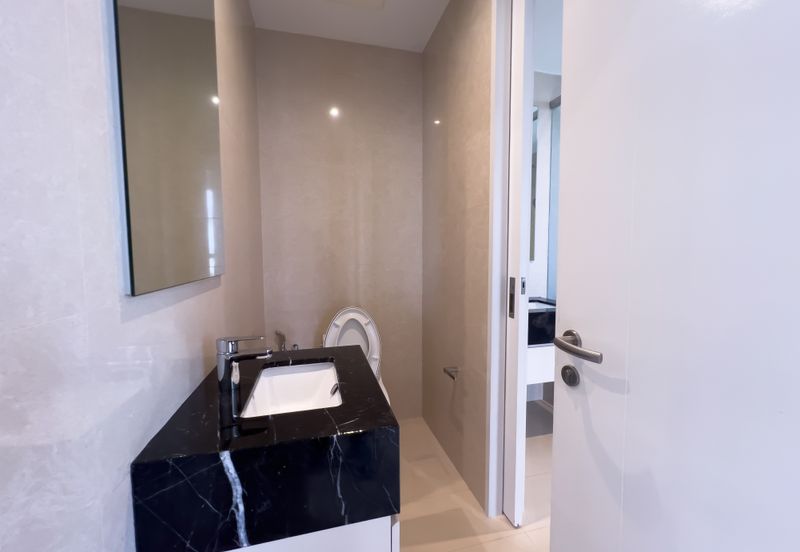 Pavilion Ceylon Hill