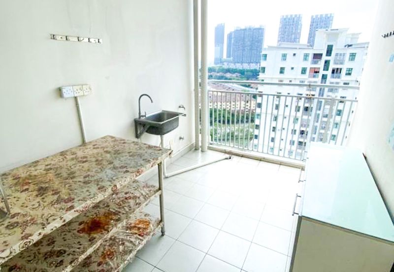 Kristal View Condominium