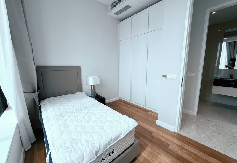 Pavilion Ceylon Hill