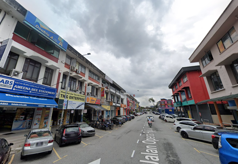 3 Storey Shop Lot For Rent @ Taman TTDI Jaya, Shah Alam