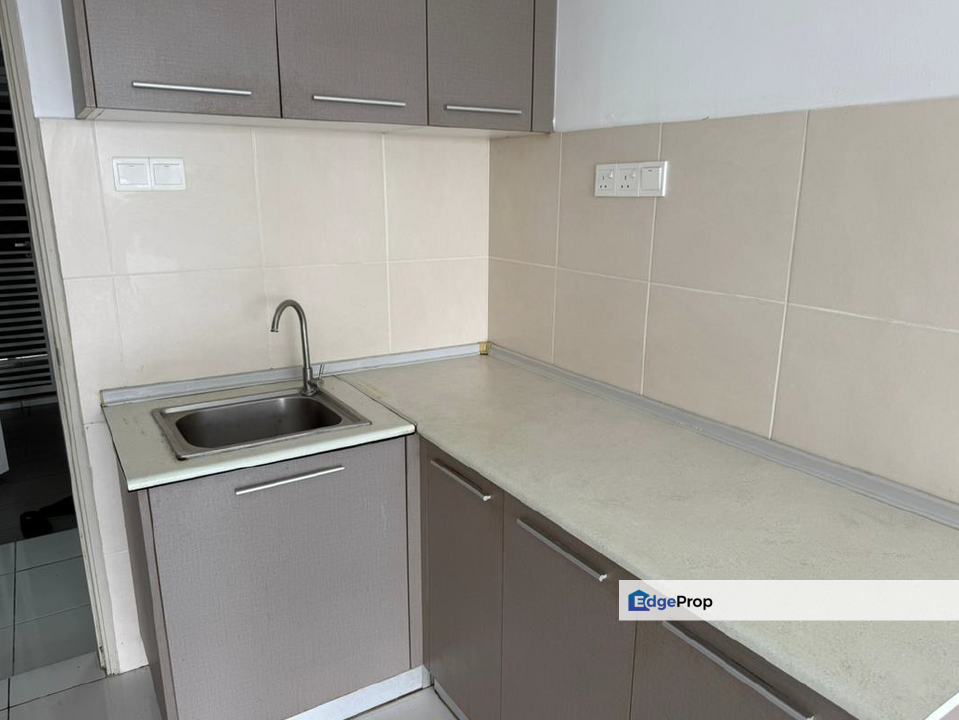 Lili Residence Condominium @ Nilai, Negeri Sembilan For Sale, Negeri Sembilan, Nilai