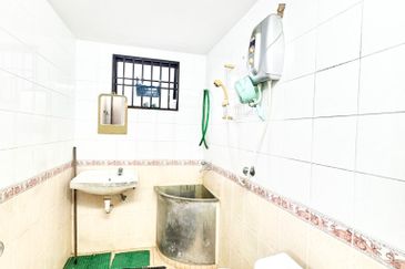 Single Storey Detached House for Lease - Taman Ayer Panas, KL