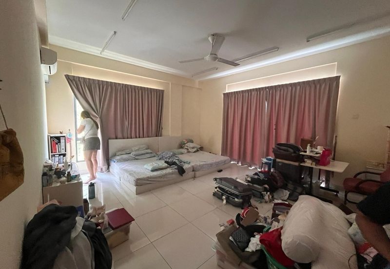 3 Storey Semi Detached House @ Bandar Mahkota Cheras, Selangor - Sale