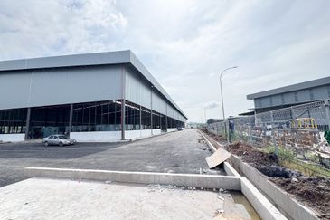 3-Storey Semi-D Factory - Banting, Selangor