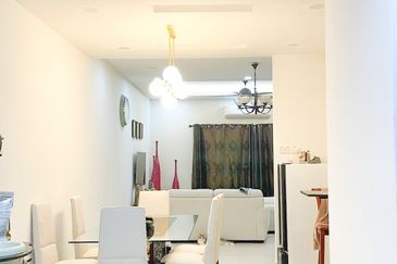 Two-Storey Home for Sale - Seri Pristana, Sungai Buloh, Selangor