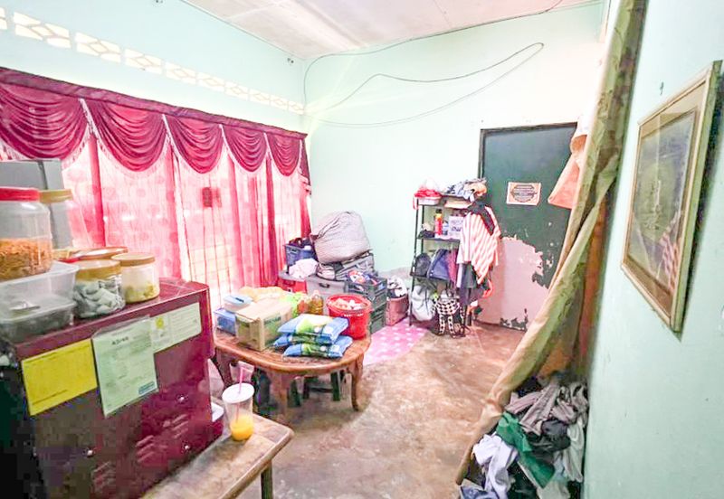 Single Storey Terrace Corner House for Sale - Meru, Kapar, Klang