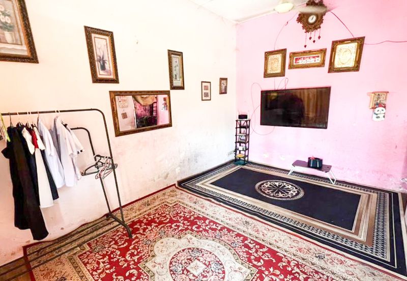 Single Storey Terrace Corner House for Sale - Meru, Kapar, Klang