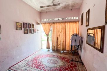 Single Storey Terrace Corner House for Sale - Meru, Kapar, Klang