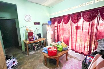 Single Storey Terrace Corner House for Sale - Meru, Kapar, Klang