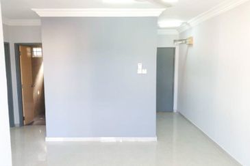 3rd Floor Apartment Available for Sale in Bandar Sri Damansara, KL