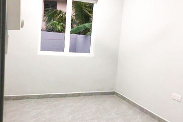 2-Storey Terrace House for Sale - Taman Kemboja, Bukit Sentosa, Rawang