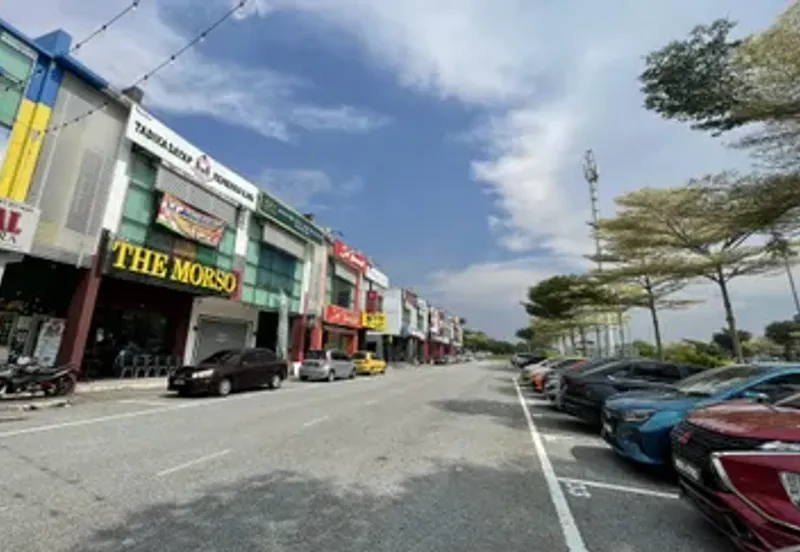 3-Storey Commercial Lot in Sungai Jelok, Kajang for Lease