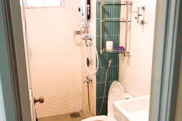 Bandar Sri Damansara, KL @ Apartments Ground Floor Unit for Sale