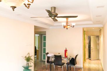 Bandar Sri Damansara, KL @ Apartments Ground Floor Unit for Sale