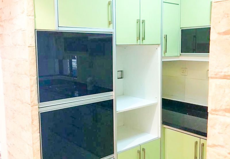 Bandar Sri Damansara, KL @ Apartments Ground Floor Unit for Sale