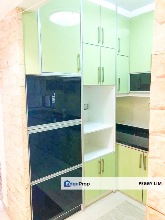 Bandar Sri Damansara, KL @ Apartments Ground Floor Unit for Sale, Kuala Lumpur, Damansara