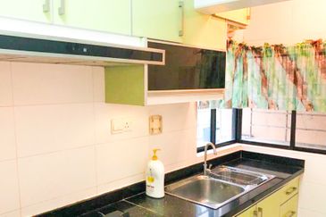 Bandar Sri Damansara, KL @ Apartments Ground Floor Unit for Sale