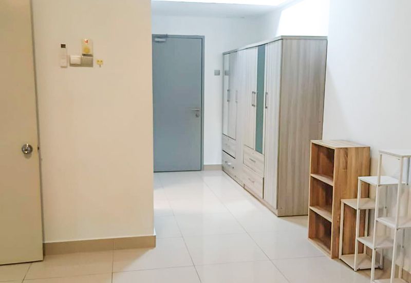 Residence 8 Condominium, Old Klang, Selangor - Unit for Rent