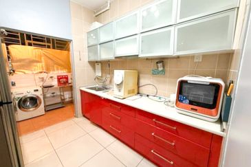 Oug Parklane Service Residence - Unit House Available for Rent