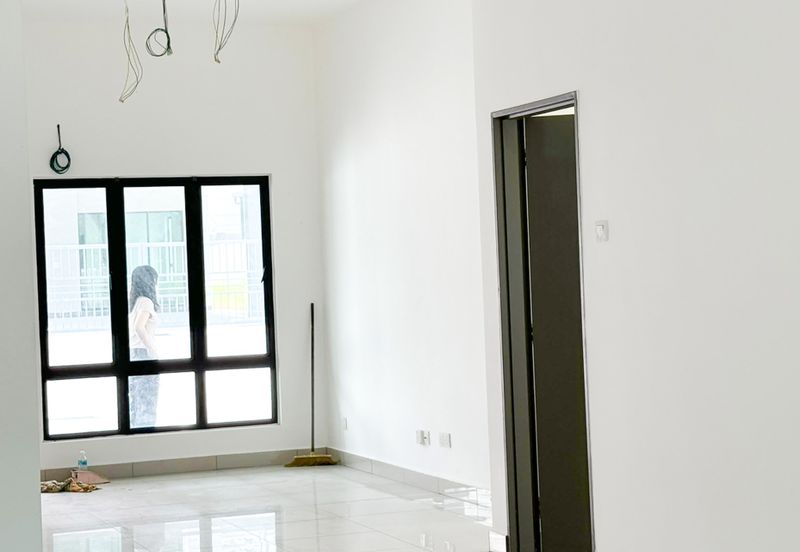 Corner Lot Townhouse @ Rafflesia Residence, Bandar Sungai Long