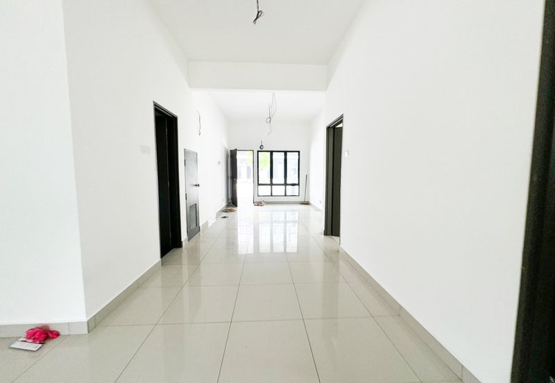 Corner Lot Townhouse @ Rafflesia Residence, Bandar Sungai Long