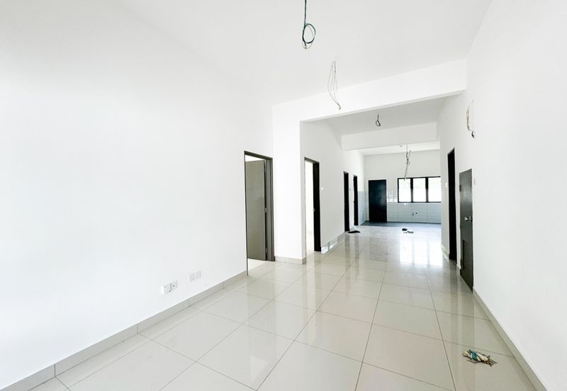 Corner Lot Townhouse @ Rafflesia Residence, Bandar Sungai Long