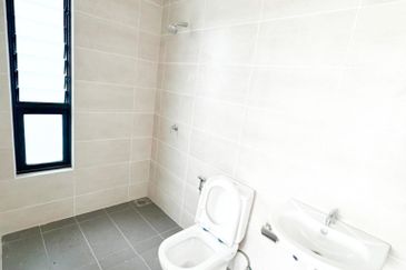 Residensi Alstonia Condominium Available For Rent 