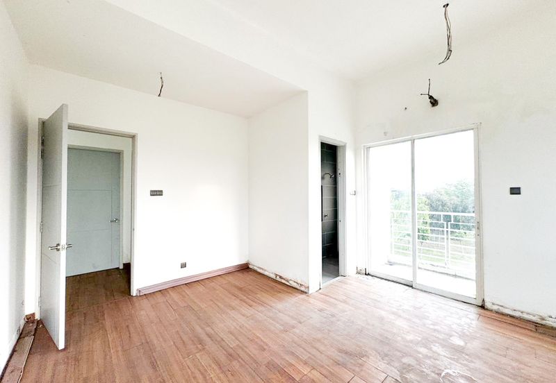 2.5 Storey Bungalow House Available for Purchase @ Bandar Bukit Raja