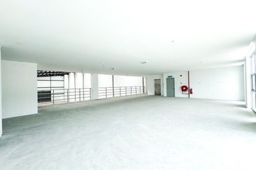 Freehold Warehouse Available for Rent in Meru, Klang
