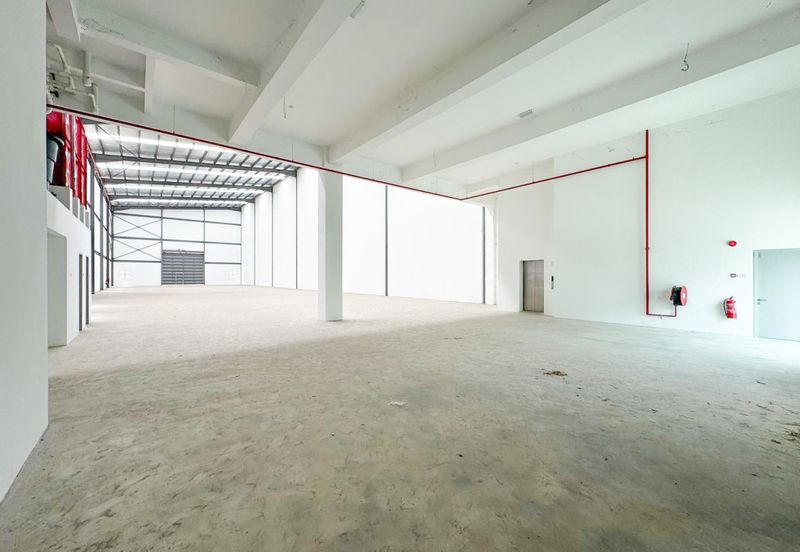 Freehold Warehouse Available for Rent in Meru, Klang