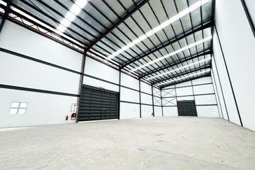 Freehold Warehouse Available for Rent in Meru, Klang