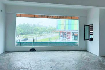 Adjoining Shoplot for Lease @ Semenyih Vista Valley, Selangor