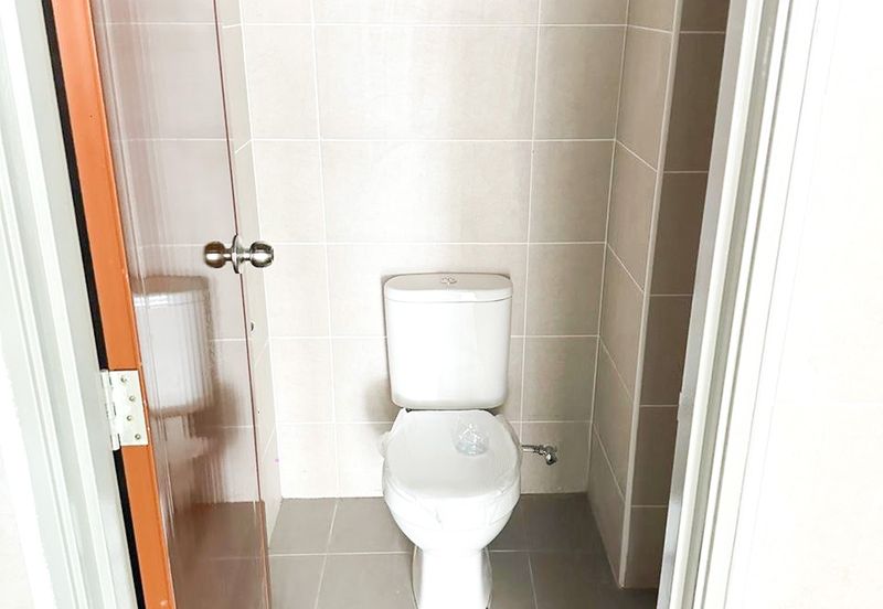 Simpang Pulau Carey, Telok Panglima Garang, Selangor Brand New Factory for Rent, Many Lots Available.