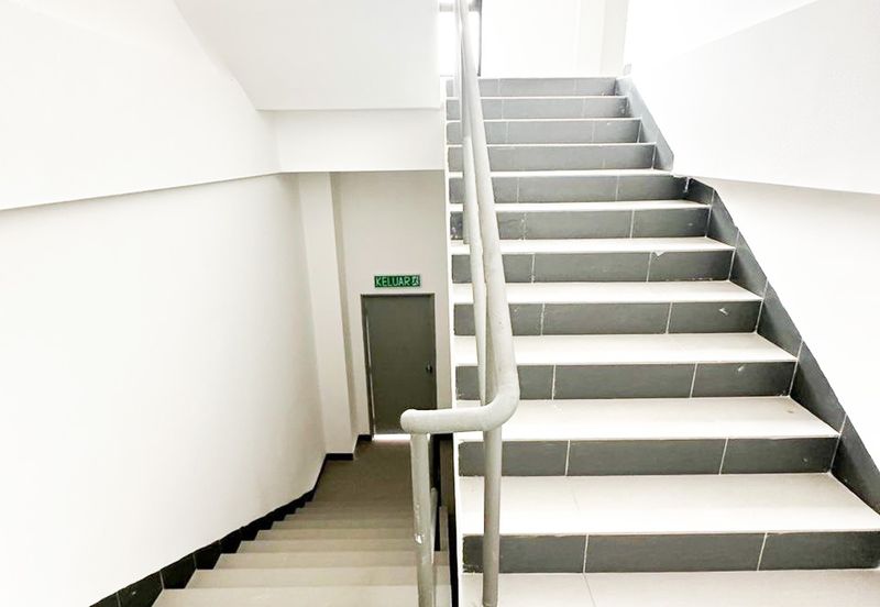 Simpang Pulau Carey, Telok Panglima Garang, Selangor Brand New Factory for Rent, Many Lots Available.