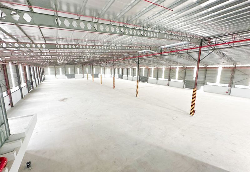 Simpang Pulau Carey, Telok Panglima Garang, Selangor Brand New Factory for Rent, Many Lots Available.