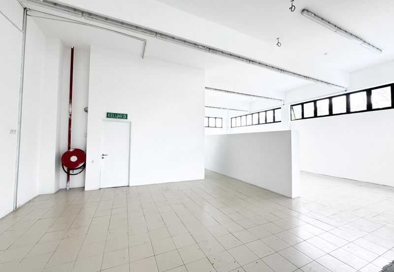 3-Storey Corner Semi-D Factory @ Bukit Jelutong, Selangor