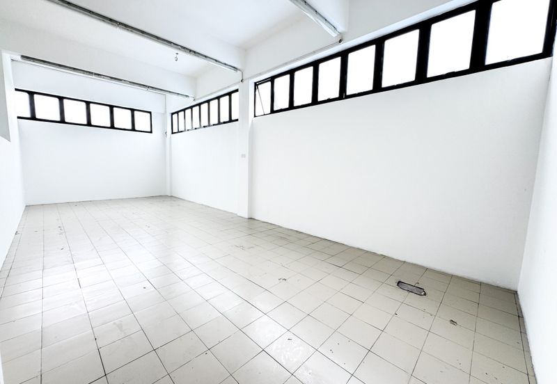 3-Storey Corner Semi-D Factory @ Bukit Jelutong, Selangor