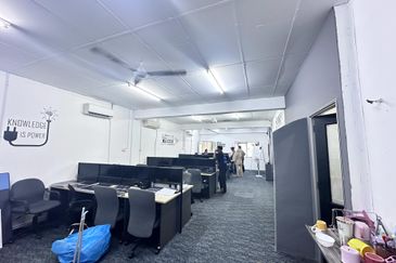 4 Storey Shop Office @ Platinum Walk Setapak, KL for Sale/Rent