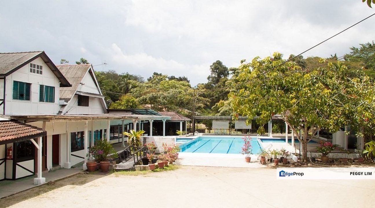 Resort Agrofarmstay 15-20 acres to Let in Melaka, Melaka, Durian Tunggal