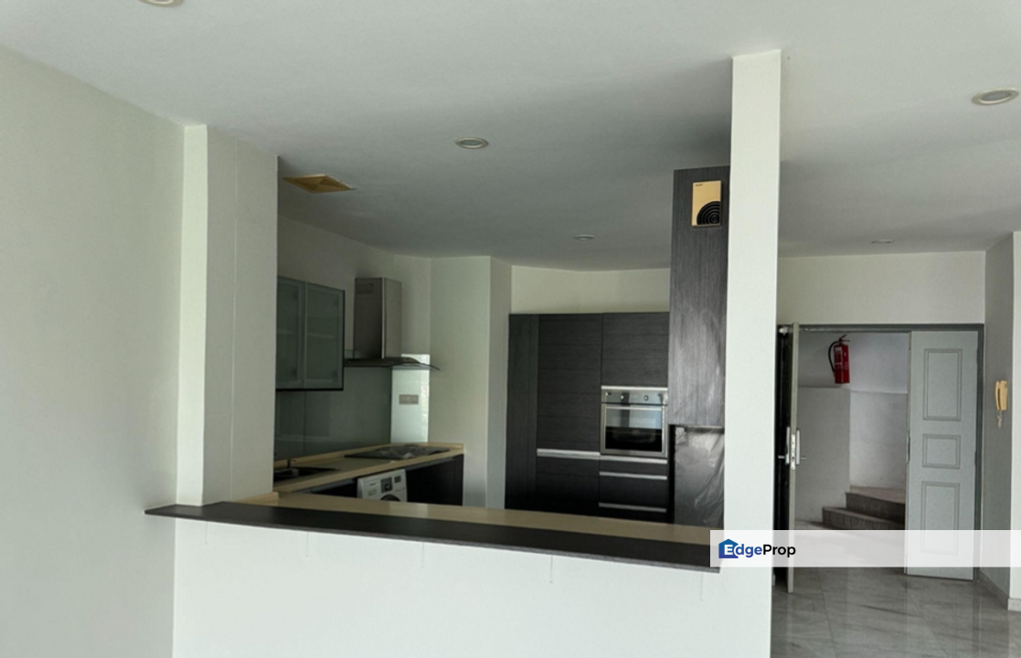 Duplex Apartment @ Money Tree Residences, Ampang Jaya For Sale , Selangor, Ampang