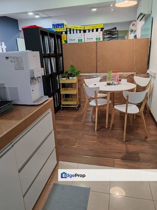 Fully Renovated Office @ Bayu Tinggi, Klang For Rent , Selangor, Klang