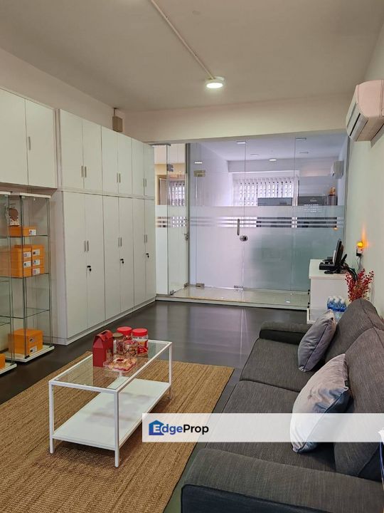 Fully Renovated Office @ Bayu Tinggi, Klang For Rent , Selangor, Klang