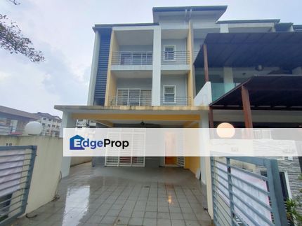 End Lot 3 Storey Terrace House For Sale, D'Impian Tropika, Balakong, Selangor, Balakong