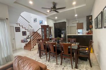 Frangipani Encorp Cahaya Alam @ Seksyen U12