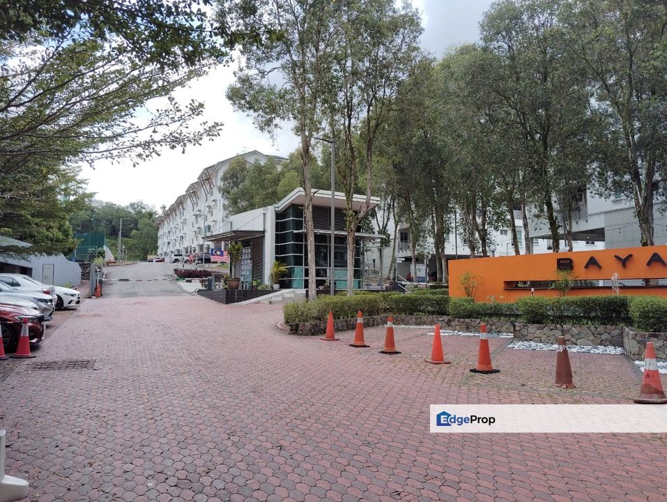 Corner Unit Ground Floor Bayan Villa Townhouse Seri Kembangan, Selangor, Seri Kembangan